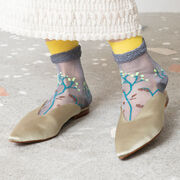 Embroidered flower semi-sheer grey socks